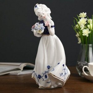 Сувенир керамика "Девочка в косынке с цветами" кобальт 27,5х13х12,5 см