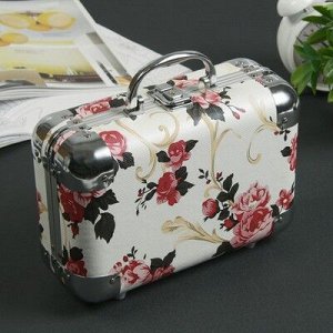 Шкатулка металлокаркас чемодан "Розы и завитки" 17х24х9,5 см