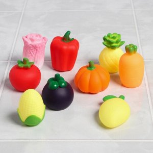 Набор игрушек для игры в ванне «Овощной набор», с пищалкой, 9 шт