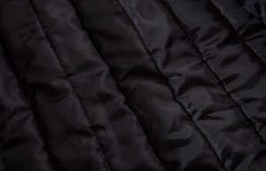 Куртка M: длина изделия 80 см, ширина плеч 47 см, длина рукава 61,5 см, обхват груди 115 см, L: 82/48,5/63/119 см, XL: 84/50/64,5/123 см, XXL: 86/51,5/66/127 см