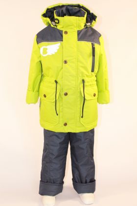 Яблоко В прохладную погоду весной или осенью наиболее подходящим для активных прогулок на свежем воздухе является комплект , состоящий из куртки и брюк-полукомбинезона из плащевой ткани. Куртка и брюк