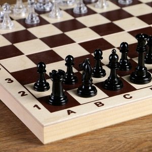Шахматные фигуры, король h-5.8 см, пешка h-2.8 см