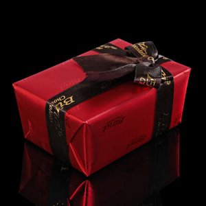 Набор шоколадных конфет в красной подарочной упаковке 110гр.