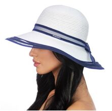 Шляпа Белая с синим кантом

Состав:  capron, polyester
Ширина поля:  11 см.
Диаметр шляпы:  37 см.
Высота тульи:  10 см.
Аксессуар:  лента в тон