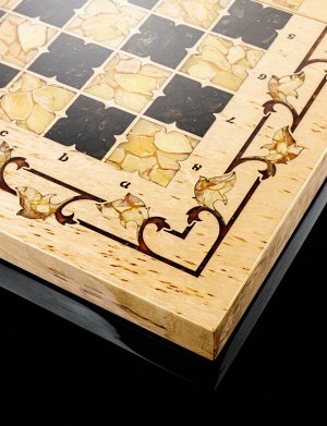 Складная шахматная доска из дерева с янтарной инкрустацией и набор фигурок из янтаря, 905511076