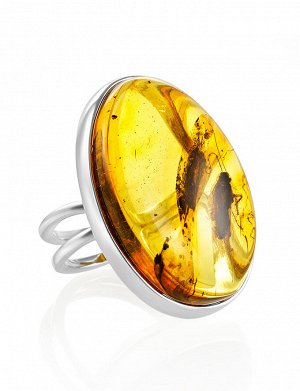 Эффектное кольцо «Клио» из серебра и янтаря с насекомым, 006301058