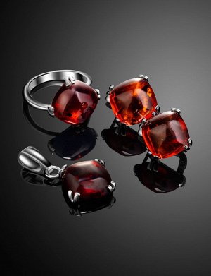 Серебряное кольцо с натуральным янтарем темно-вишневого цвета «Византия»
