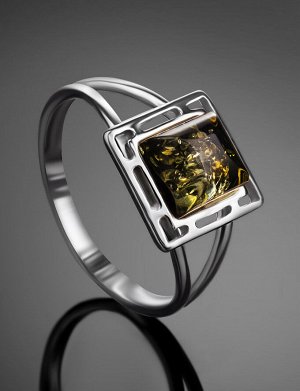 Изящное лёгкое кольцо из серебра и зелёного янтаря «Итака», 906305015
