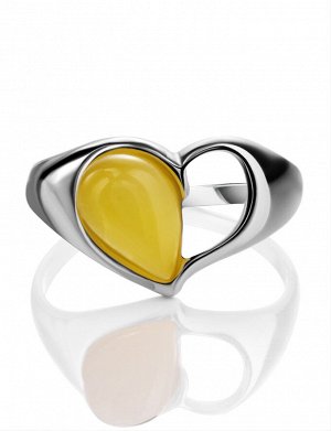 Изысканное серебряное кольцо с натуральным янтарём медового цвета «Эвридика»