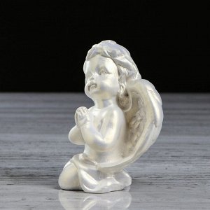 Статуэтка "Молящийся ангел", цвет перламутровый, 10.5 см