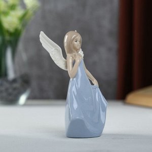 Сувенир керамика"Девушка-ангел с рисунком на крыльях в голубом платье танцует"13,6х5,5х7,8см