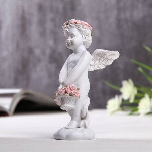 Фигурка полистоун «Ангел с корзинкой розовых роз», 10x3.5x5 см