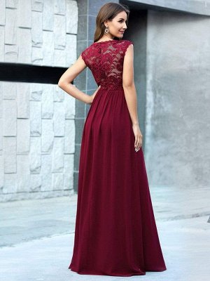 Вечернее длинное платье бордового цвета без рукавов