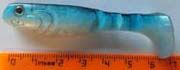 Силиконовая приманка рыбка, сине-белая, длина 7 см.