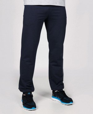 Спорт Брюки ERD
Мужские брюки, два боковых кармана на молниях, задний карман на молнии, широкая эластичная резинка на поясе + фиксирующий шнурок, низ брюк на манжетах, элементы дизайна - вышивка. Фабр