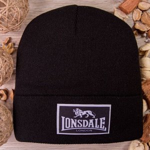 Шапка вязаная формы лопата, нашивка LONSDALE, чёрная