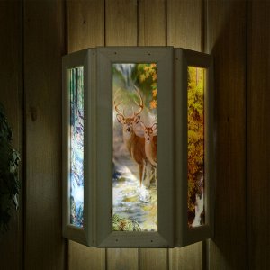 Абажур для бани и сауны «Олени», липа, 33x29x16 см, настенный, со вставками из стекла, «Добропаровъ»