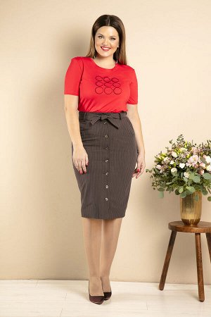 Женский комплект (блузка и юбка)