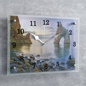 Часы настенные, серия: Море, "Скала-врата у берега моря", 25х35 см