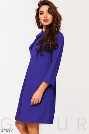 Платье фиолетового цвета