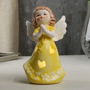 Сувенир керамика световой &quot;Ангел-девочка в жёлтом платье, с крестом в руках&quot; 12,1х6х7 см
