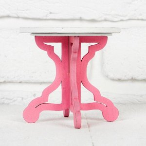 Столик для кукол "В розовом цвете" 9-8-9 см
