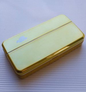 Контейнер для линз Зеркальный золотой  (Дорожный набор футляр+зеркало+флакон+пинцет) Фото отличается.