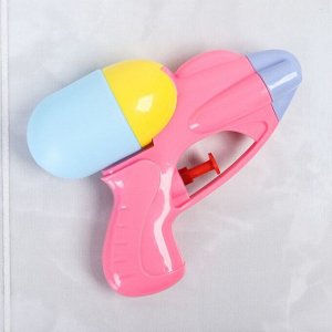 Игрушка для игры в ванной «Пистолет - брызгалка», цвет МИКС
