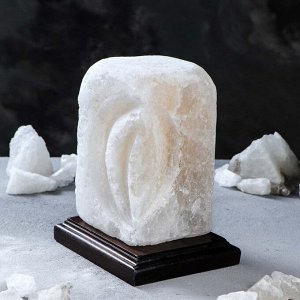 Соляная лампа "Луна", цельный кристалл, 18 см