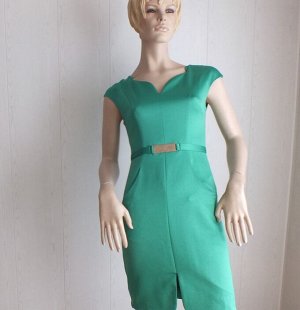 Платье Цвет зеленый ОГ 80см, длина 85см