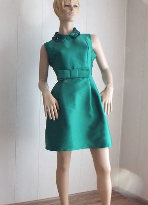 Платье Цвет ярко-зеленый ОГ 104см,  длина 87см