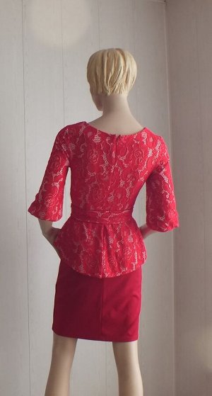 Платье Цвет красный ОГ 84, длина 85см