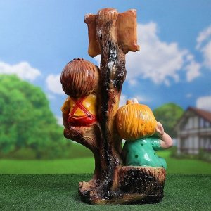 Садовая фигура "Мальчик и девочка на дереве", 40х31х66см, МИКС