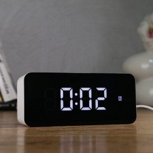Часы электронныеКараваджо(будильник,дата,термометр,)15.5?7х4.5см,3 вида подсветки,белые циф