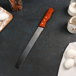 Нож для бисквита мелкие зубцы, рабочая поверхность 25 см, деревянная ручка, толщина лезвия 0,8 мм