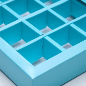 Кондитерская коробка для конфет 25 шт "Сердце", голубая, 22 х 22 х 3,5 см