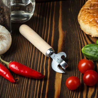 Нож консервный, с деревянной ручкой, 16 см