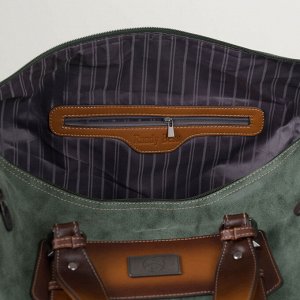 Сумка дорожная, отдел на молнии, 3 наружных кармана, длинный ремень, цвет зелёный
