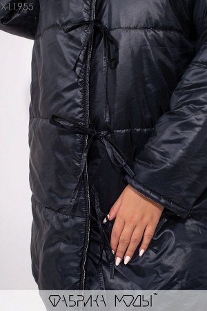 Двухстороняя куртка объмного кроя с большим капюшоном и завязках по всей длине X11955