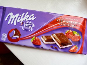 Шоколад Milka Strawberry