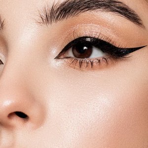 *LUXVISAGE Подводка-фломастер для глаз VINYL LINE ultra black 24H waterproof, черная # §