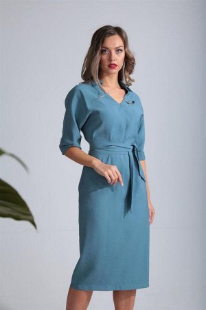 Платье Платье SandyNA 13669 голубой 
Состав ткани: Вискоза-97%; Эластан-3%; 
Рост: 170 см.

Платье прямого силуэта, длинной 113 см. Рукав цельнокроенный, длинной до локтя. По низу рукава идет широкая