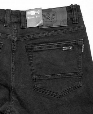 Джинсы VEA ZM8272
Классические пятикарманные джинсы прямого кроя с застежкой на молнию и пуговицу.
Состав: 88% - хлопок, 10%-полиэстер, 2% - эластан.
Страна производства: КНР.
Сезон: Демисезонные.