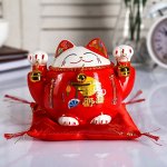 Копилка керамика &quot;Кот манэки-нэко красный с колокольчиками&quot; 10,5х13,5х9 см