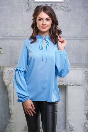 Блуза с рюшами цвет голубой