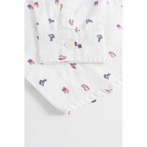 Рубашка 100% хлопок Рубашка на пуговицах с длинным рукавом. Дизайн дополняет принт в мелкую деталь с изображением фламинго и надписей. Свободный крой и качественный состав ткани (100% хлопок) дают воз