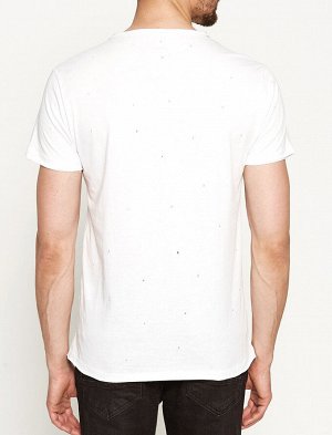 футболка Материал: %100 Хлопок Параметры модели:  рост: 186 cm, грудь: 97, талия: 82, бедра: 92 Надет размер: M