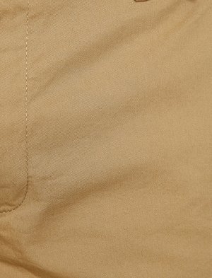 шорты Материал: %97 Хлопок, %3 Эластан Параметры модели: рост: 188 cm, грудь: 99, талия: 75, бедра: 95 Надет размер: 42