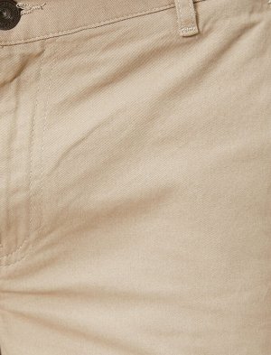 шорты Материал: %100 Хлопок Параметры модели: рост: 188 cm, грудь: 99, талия: 75, бедра: 98 Надет размер: 42