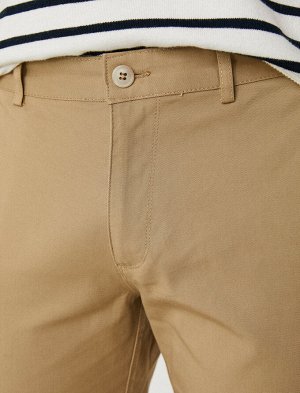 брюки Материал: %98  Хлопок, %2 Эластан Параметры модели: рост: 188 cm, грудь: 99, талия: 75, бедра: 95  Надет размер: 42